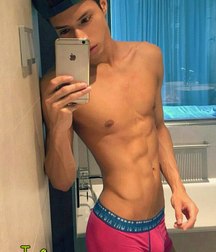 boy toy  5b14f4b5ef3b4.jpg