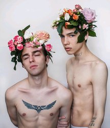 jeunes en fleurs 5b1fbf1ff1741.jpg