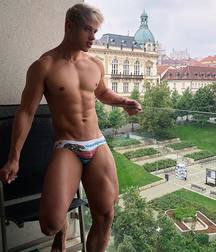 les beaux muscles 5b1fc431c122f.jpg