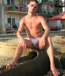 russian boys ready for......... 5b2a5d0989c42.jpg