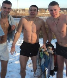 russian boys ready for......... 5b2a5d6be4194.jpg