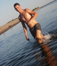 some hot boys 5b3143d460e9d.jpg