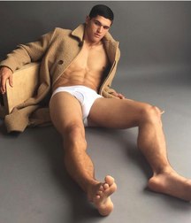 some hot boys 5b31441fdd3cf.jpg