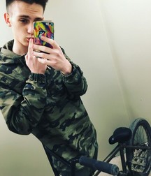teens boys 5b35ffe9d0610.jpg