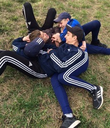 teens boys 5b36000d3f034.jpg