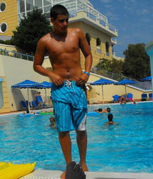 garçons dans l'eau 5b38ef00609c2.jpg