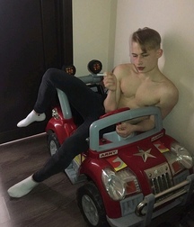 russian boys awesome 5b3f97a548b01.jpg