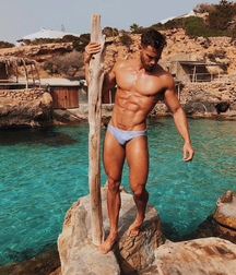 les plus beaux 5b5a34af95481.jpg