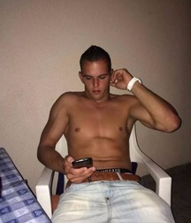 so sexy boys 5b5dd36fc5695.jpg