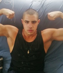so sexy boys 5b5dd39fc8cdd.jpg