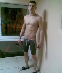 random sexy 5b620d2116820.jpg