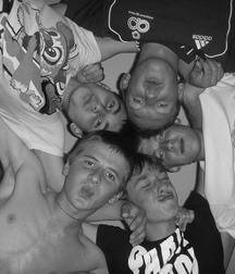 mercredi boys 5b6ab084b0270.jpg