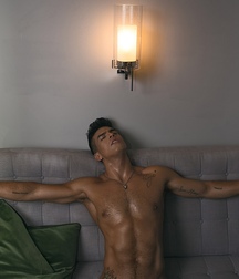 sex this night 5b71f2075668e.jpg