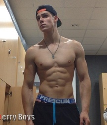sunday sexy boys