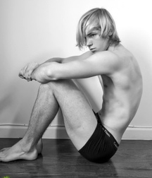 sunday sexy boys 5b7976ee40a6c.jpg