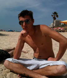 frends very nices 5b7b24316ac41.jpg