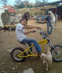 frends very nices 5b7b24775fc87.jpg