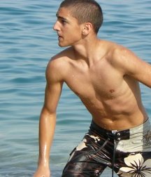 marc & frends 5b7b29176938d.jpg
