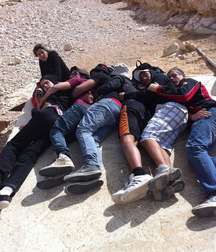 boys have fun 5b7be08ed2bab.jpg
