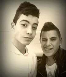 boys have fun 5b7be0cee2e44.jpg