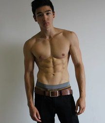 sexy boys du mercredi 5b7d290154efc.jpg