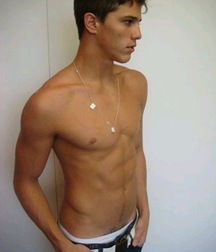 sexy boys du mercredi 5b7d292030973.jpg