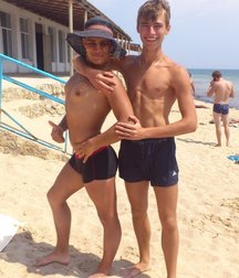 trop beaux 5b7eeed6b7d3c.jpg