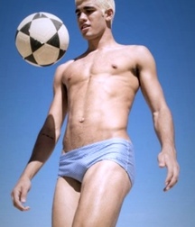 trop beaux 5b7eeee389fc2.jpg