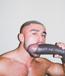 a hot night 5b8467ceab1aa.jpg