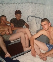 sleep boys 5b8c5220d6e3d.jpg