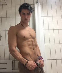 mardi sex 5ba11f11ca7ed.jpg