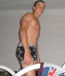 un peu de sex le soir 5ba678d3b2391.jpg