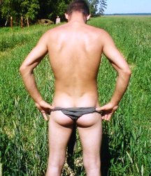 un peu de sex le soir 5ba678dd5305c.jpg