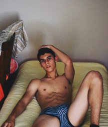 boyssssssssssssssssssss 5ba7f8327d618.jpg