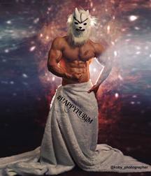 sexy boys 5bc9ffce41817.jpg