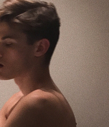 sexy boys 5bc9ffe9cc250.jpg