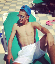 I like boys 5bcb4f31ef749.jpg