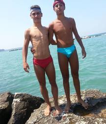 I like boys 5bcb4f408f97b.jpg