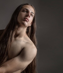 un peu de sex  5bcf86397265e.jpg