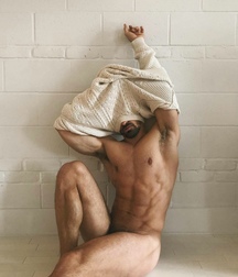 sexy boys  5bd3227795e16.jpg