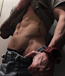 sexy boys  5bd3228534559.jpg