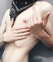 sexy boys  5bd322b4ebd84.jpg