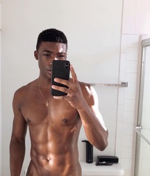sexy boys  5bd322bb8bbbd.jpg
