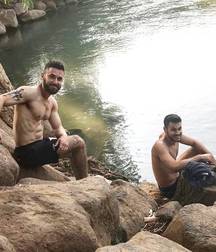 art sexy boys 5be4a7c864055.jpg