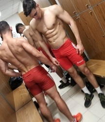 boysssss 5bf03cbdbcd99.jpg