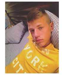 armand 5bf1825f10f76.jpg