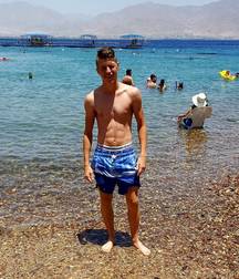 armand 5bf18271d897a.jpg