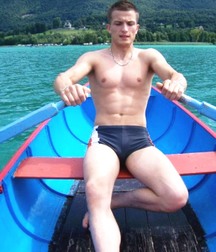hot very hot 5bf595a85d06f.jpg