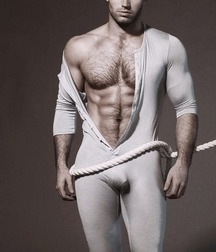 hot very hot 5bf595c8899a2.jpg