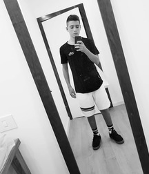 jolis boys 5bfd6799792b5.jpg